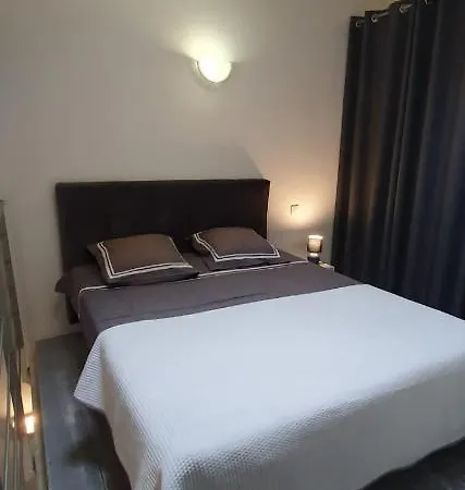 Apartment Joli Duplex Cathedrale